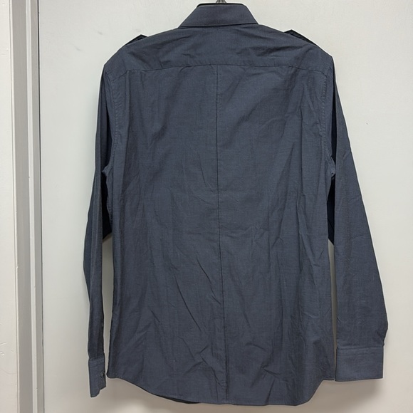 NWT Banana Republic Men’s Long Sleeve Button Down Shirt Size Medium - Picture 3 of 9